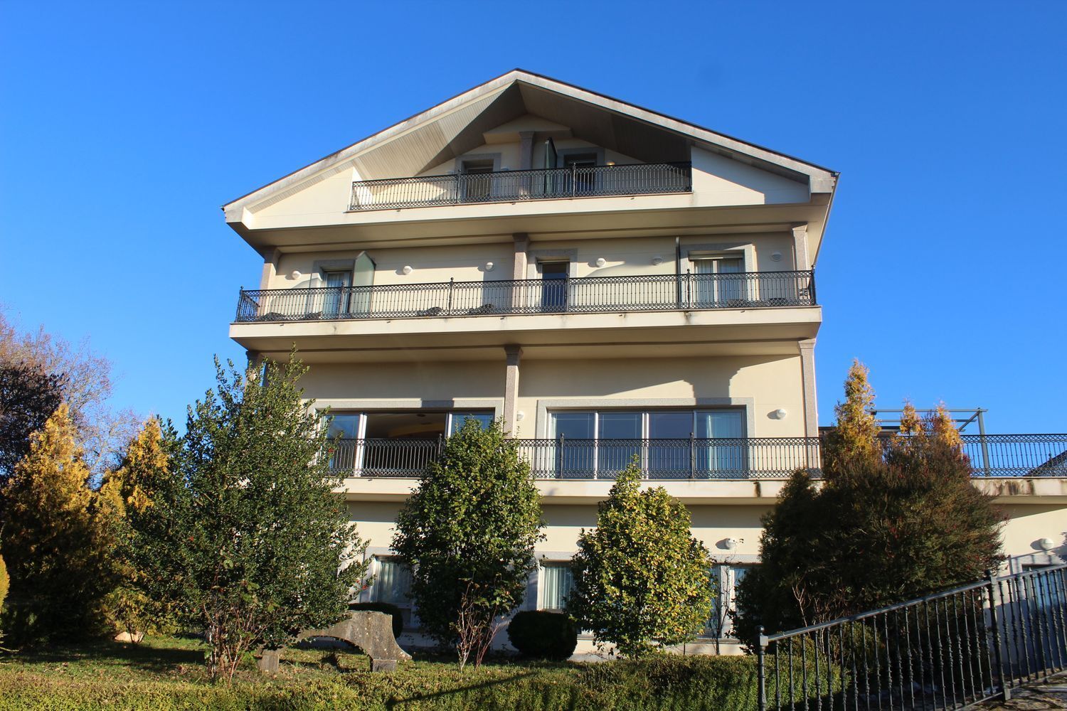 Edificios-Venta-O Incio-2418824-Foto-2