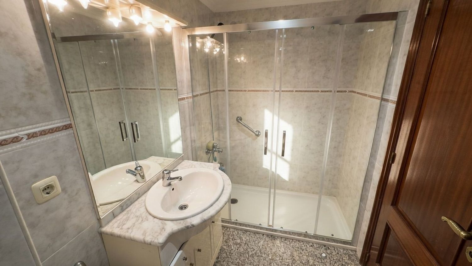 Edificios-Venta-NarÃ³n-2419376-Foto-12