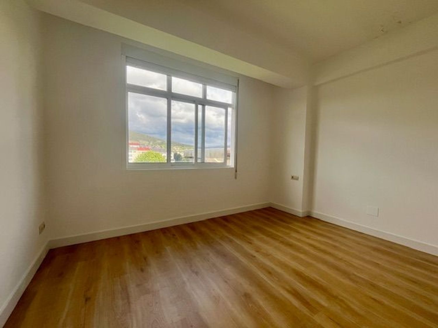 Pisos-Venta-NarÃ³n-2419502-Foto-4