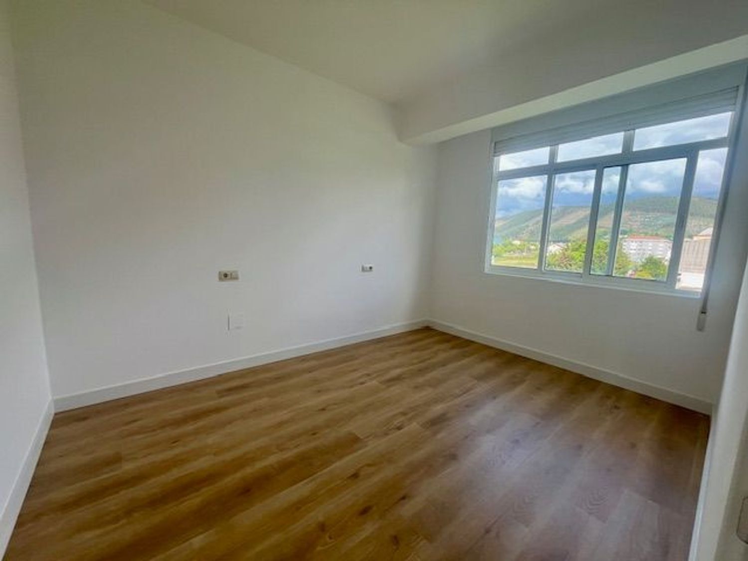 Pisos-Venta-NarÃ³n-2419502-Foto-9