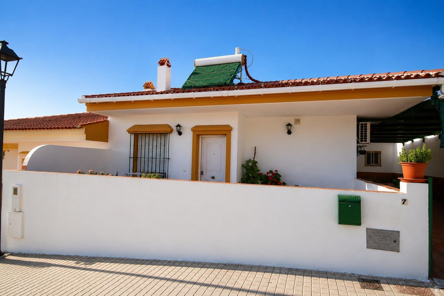 Casas o chalets-Venta-El Almendro-2420102-Foto-2