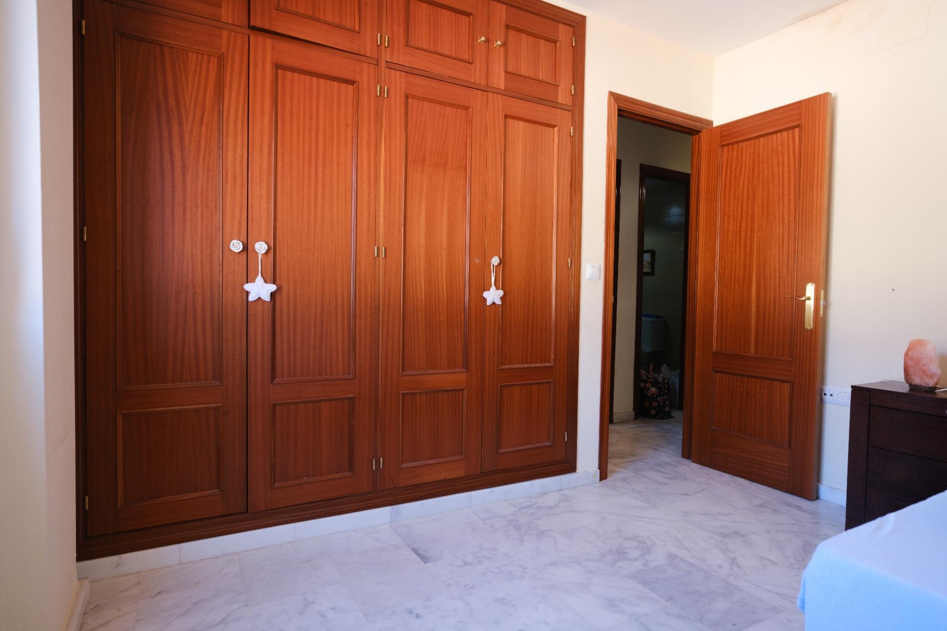 Pisos-Venta-Pilas-2414555-Foto-30