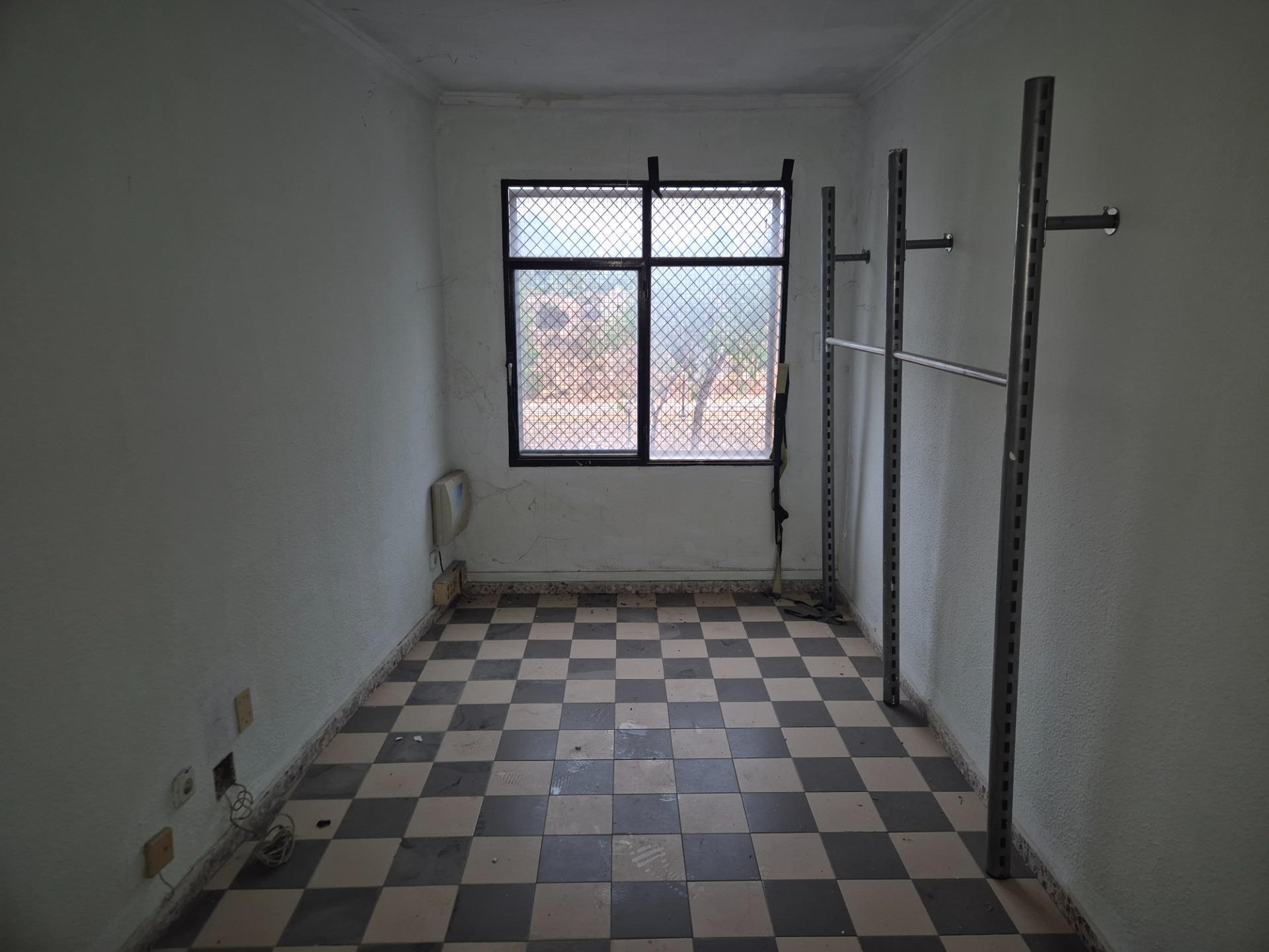Naves-Alquiler-Elche-2420414-Foto-8