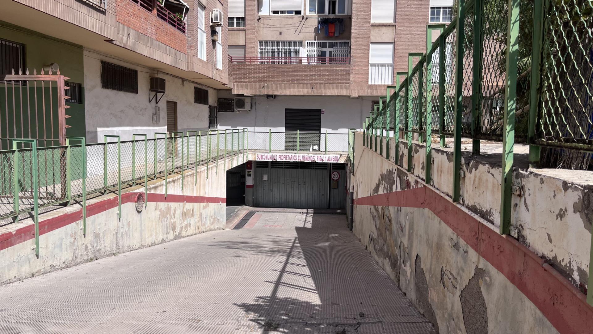 Garajes-Venta-AlmerÃ­a-2412572-Foto-2