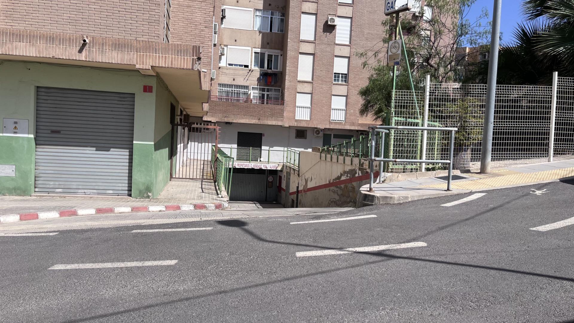Garajes-Venta-AlmerÃ­a-2412572-Foto-4