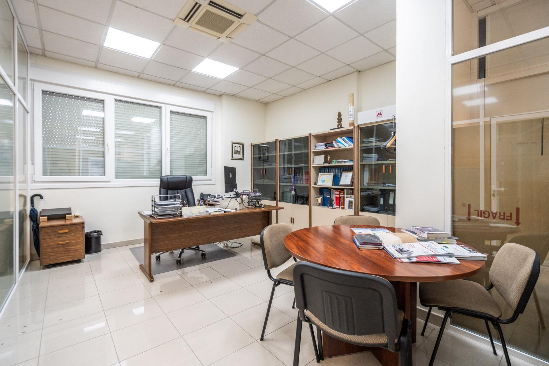 Oficinas-Venta-Madrid-2411208-Foto-8