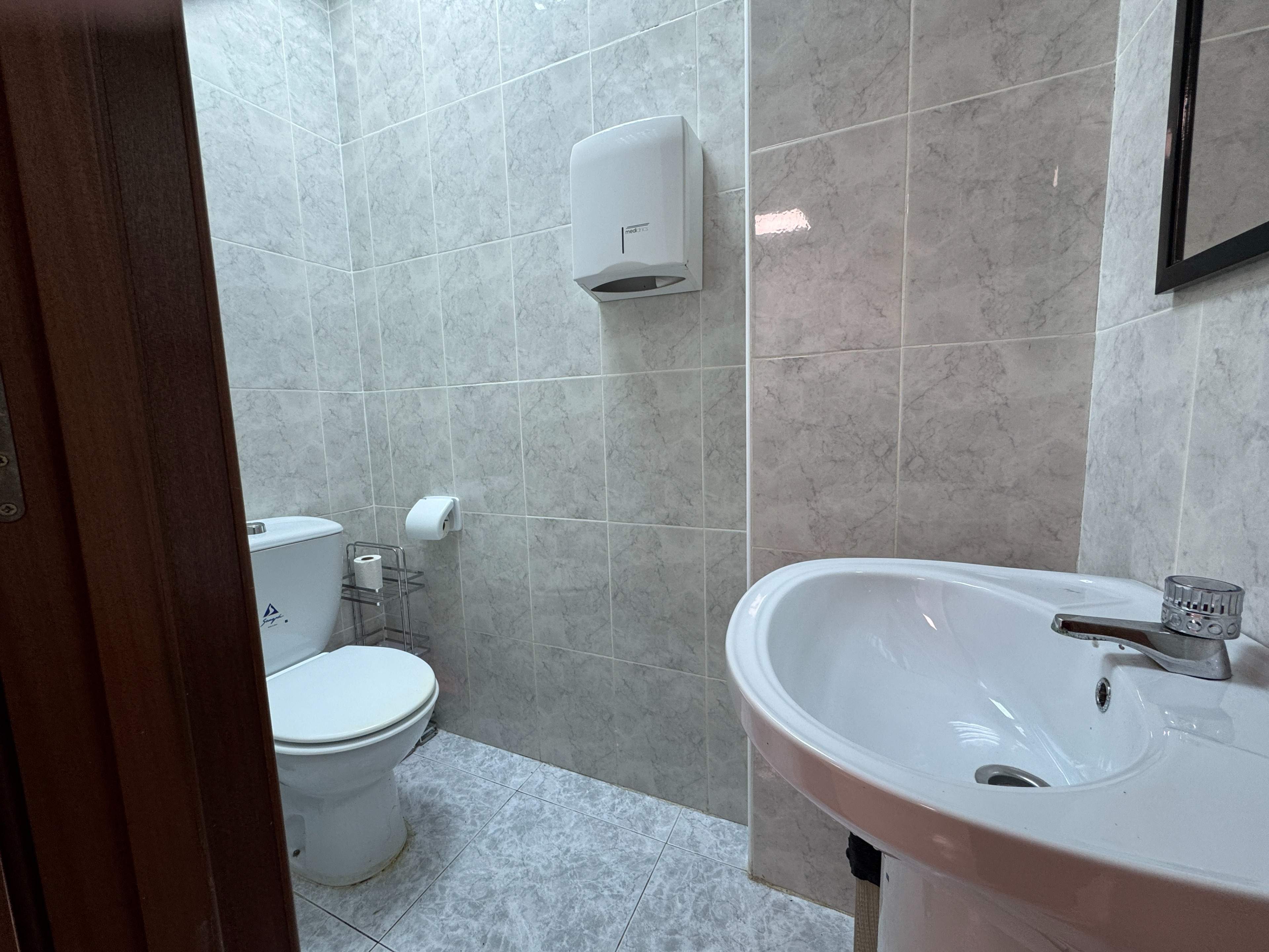 Oficinas-Venta-BenalmÃ¡dena-2412692-Foto-10
