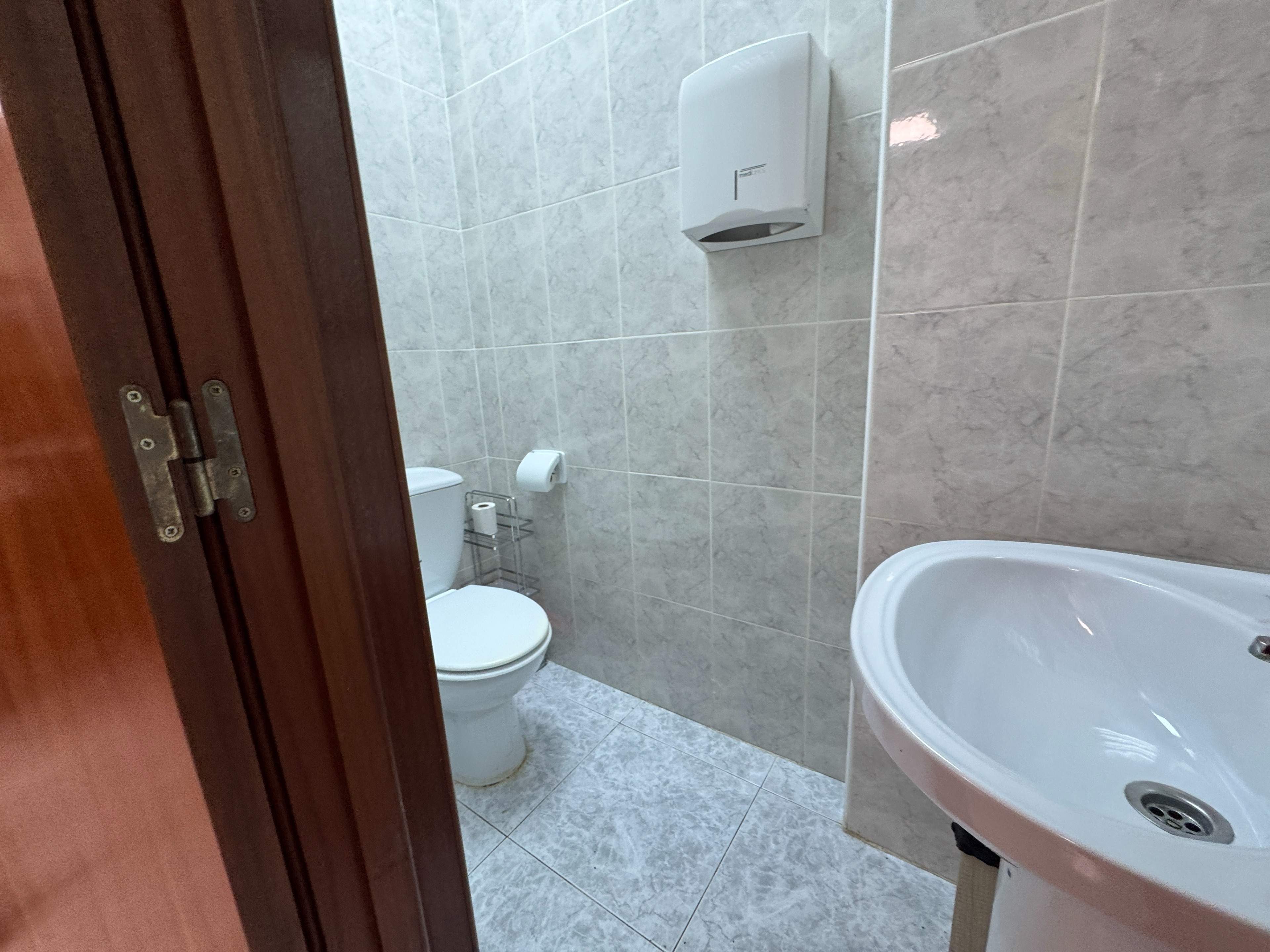 Oficinas-Venta-BenalmÃ¡dena-2412692-Foto-11