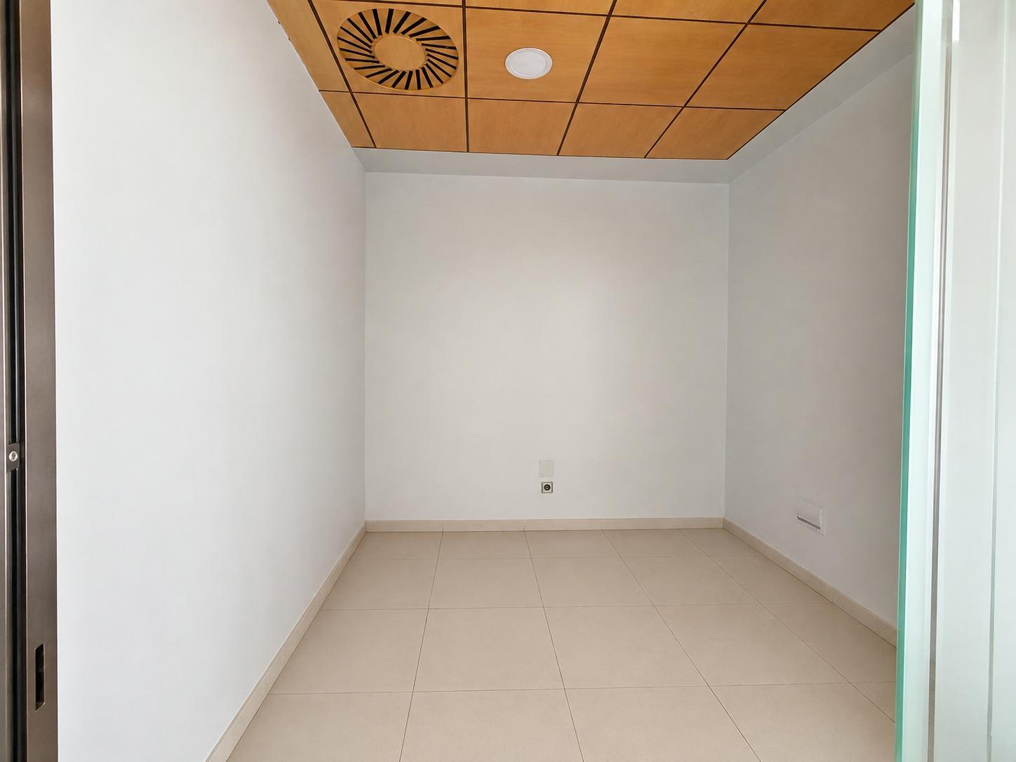 Negocios-Venta-Chiclana de la Frontera-2415299-Foto-12