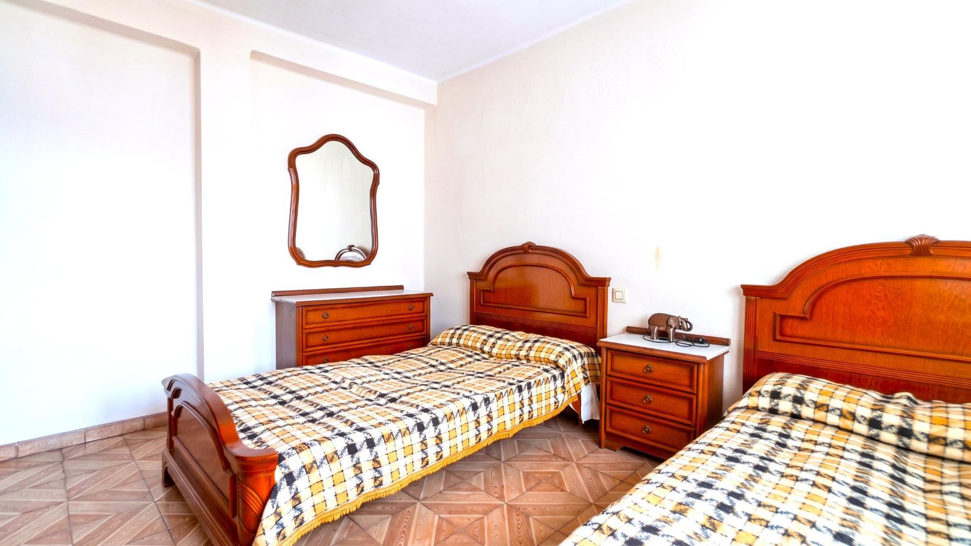 Pisos-Venta-Oviedo-2240123-Foto-8