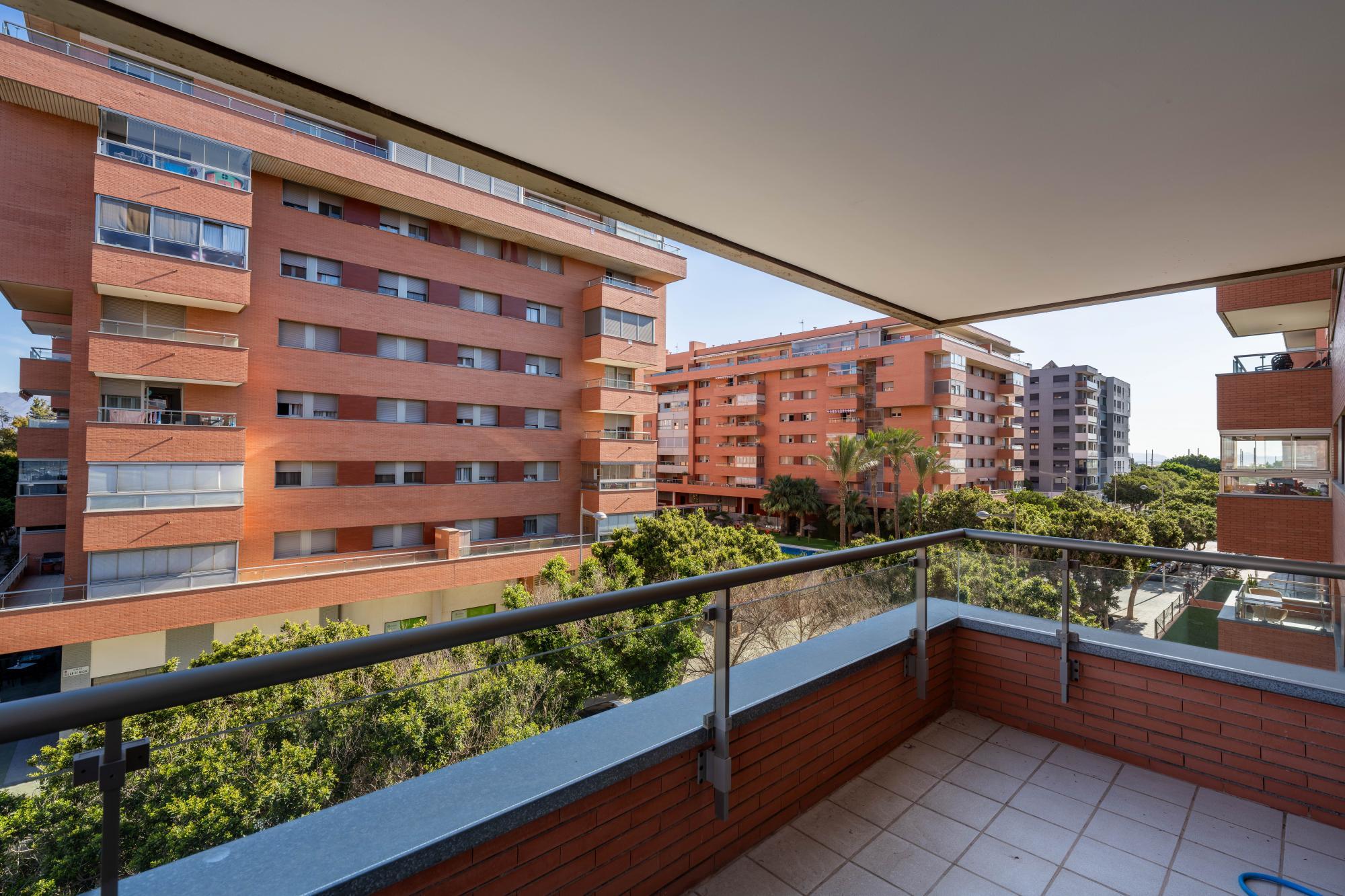 Pisos-Venta-AlmerÃ­a-2421108-Foto-2