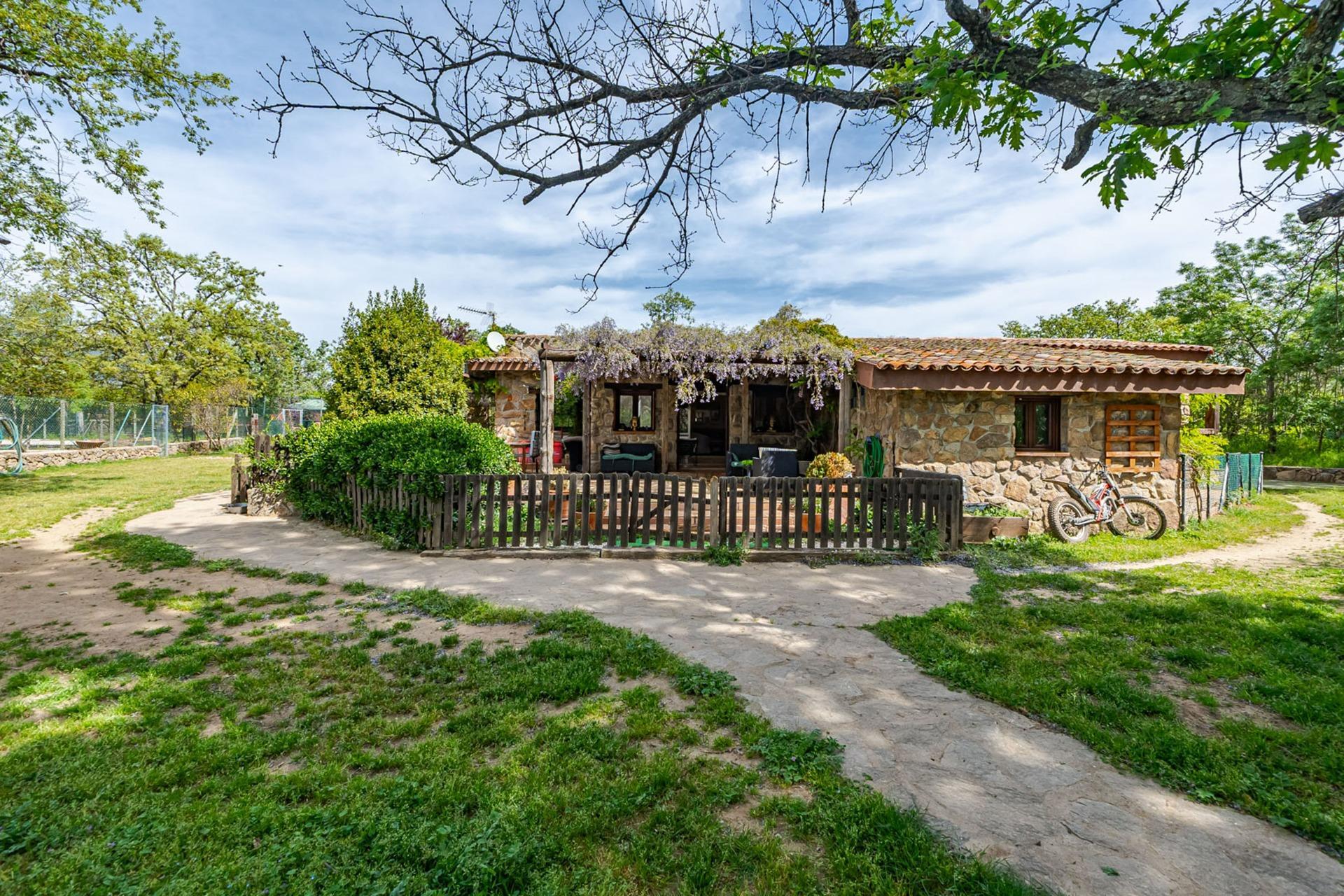 Pisos-Venta-Miraflores de la Sierra-2413409