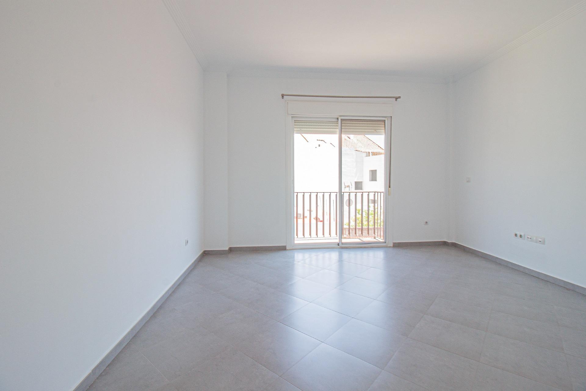 Pisos-Venta-Tomares-2411199-Foto-9