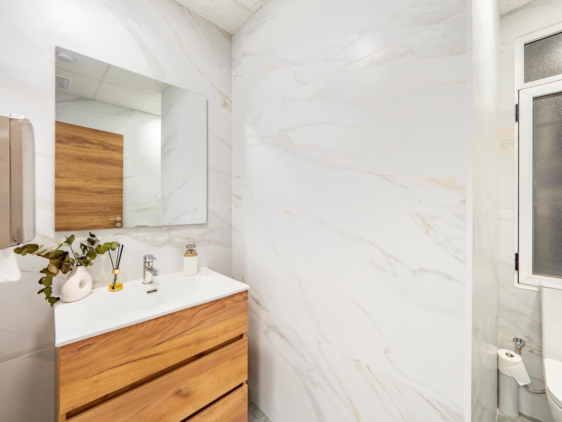 Oficinas-Venta-Valencia-2422563-Foto-32