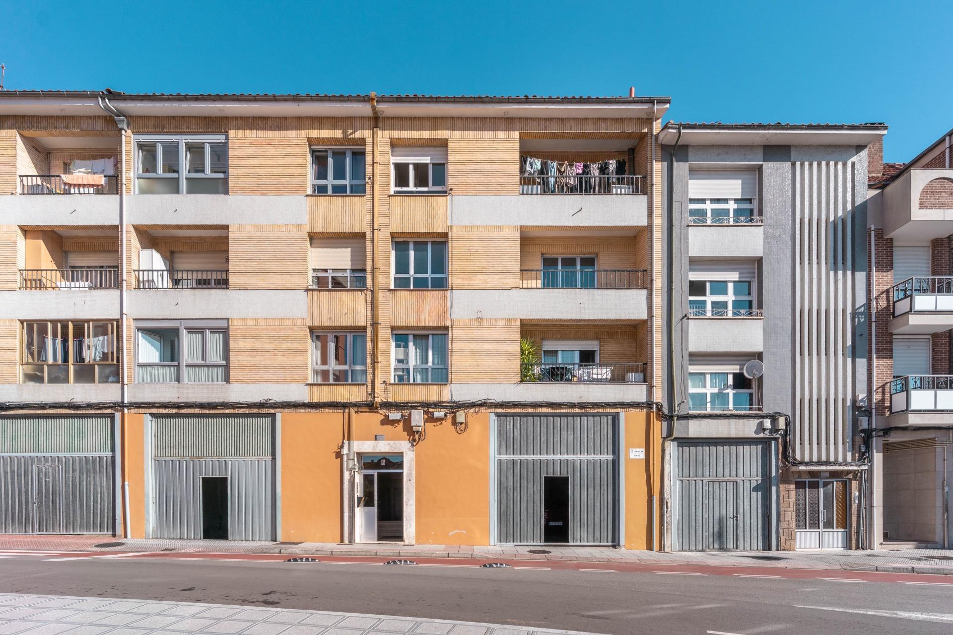 Pisos-Venta-Siero-2422617-Foto-2