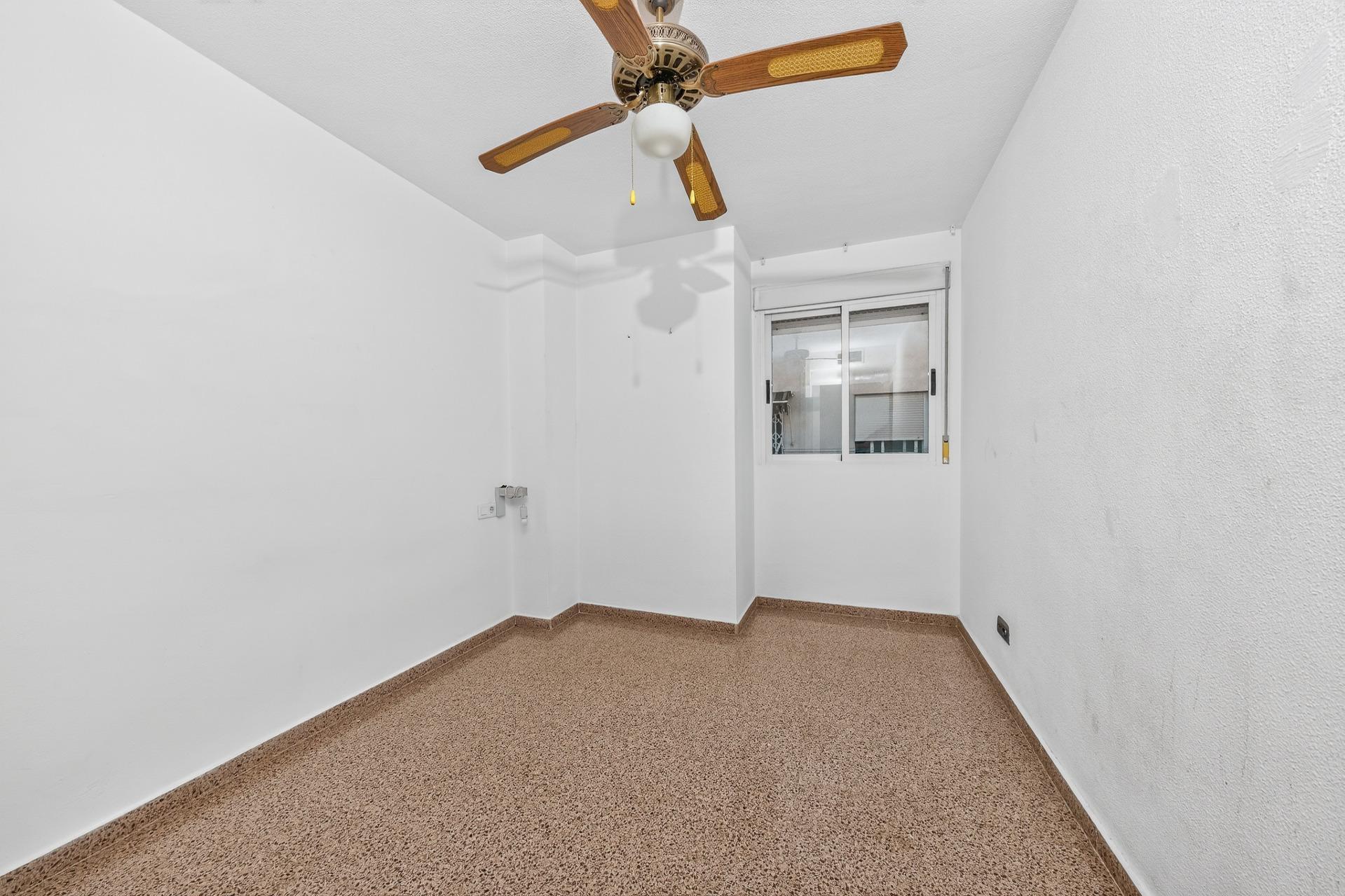 Pisos-Venta-Alicante-2422983-Foto-10