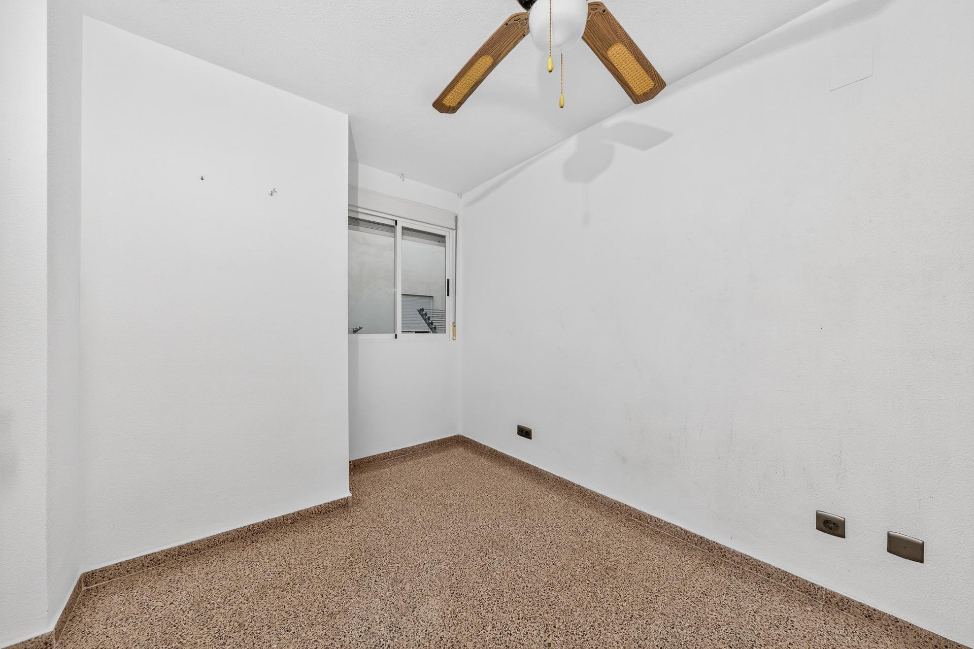 Pisos-Venta-Alicante-2422983-Foto-11