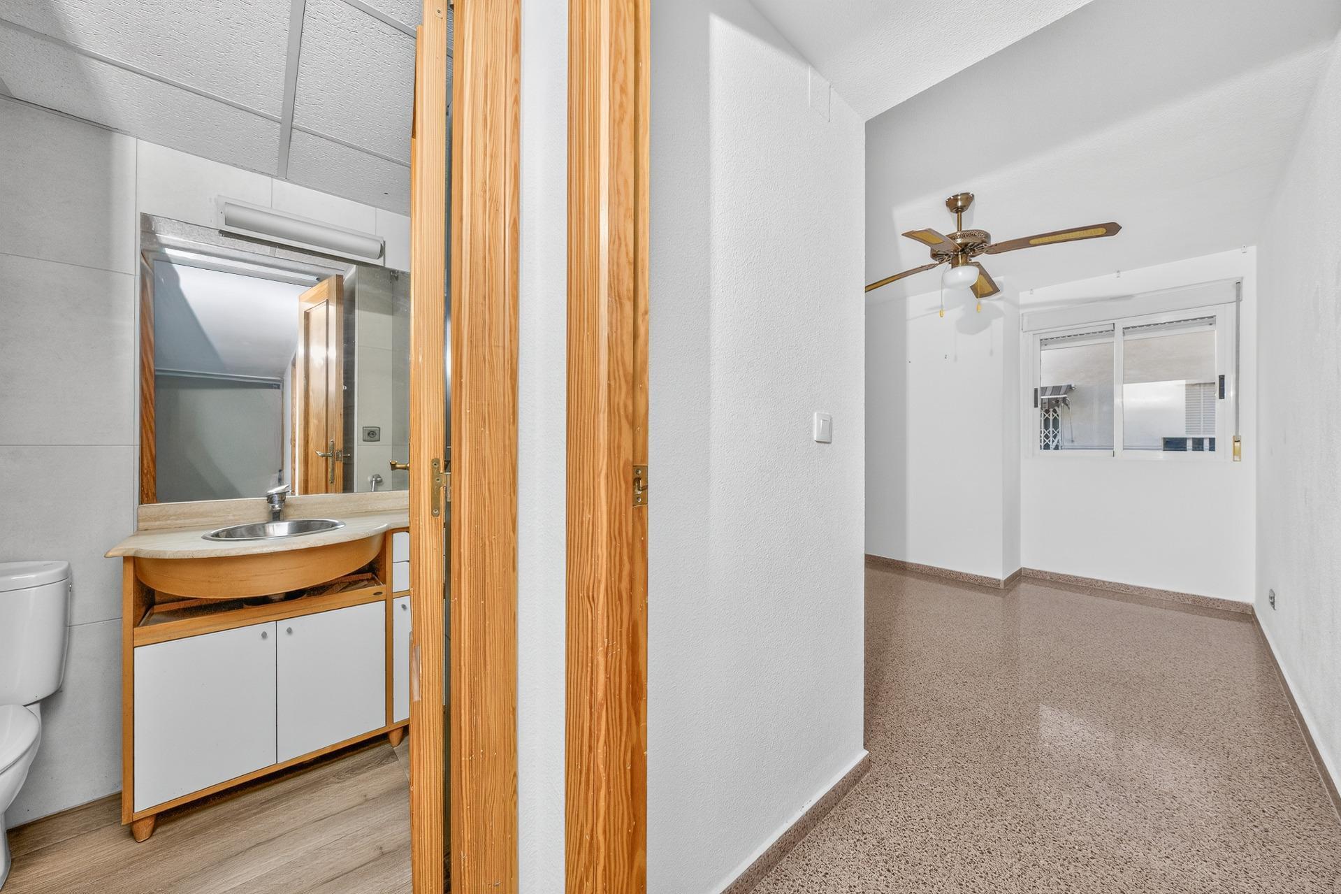 Pisos-Venta-Alicante-2422983-Foto-13