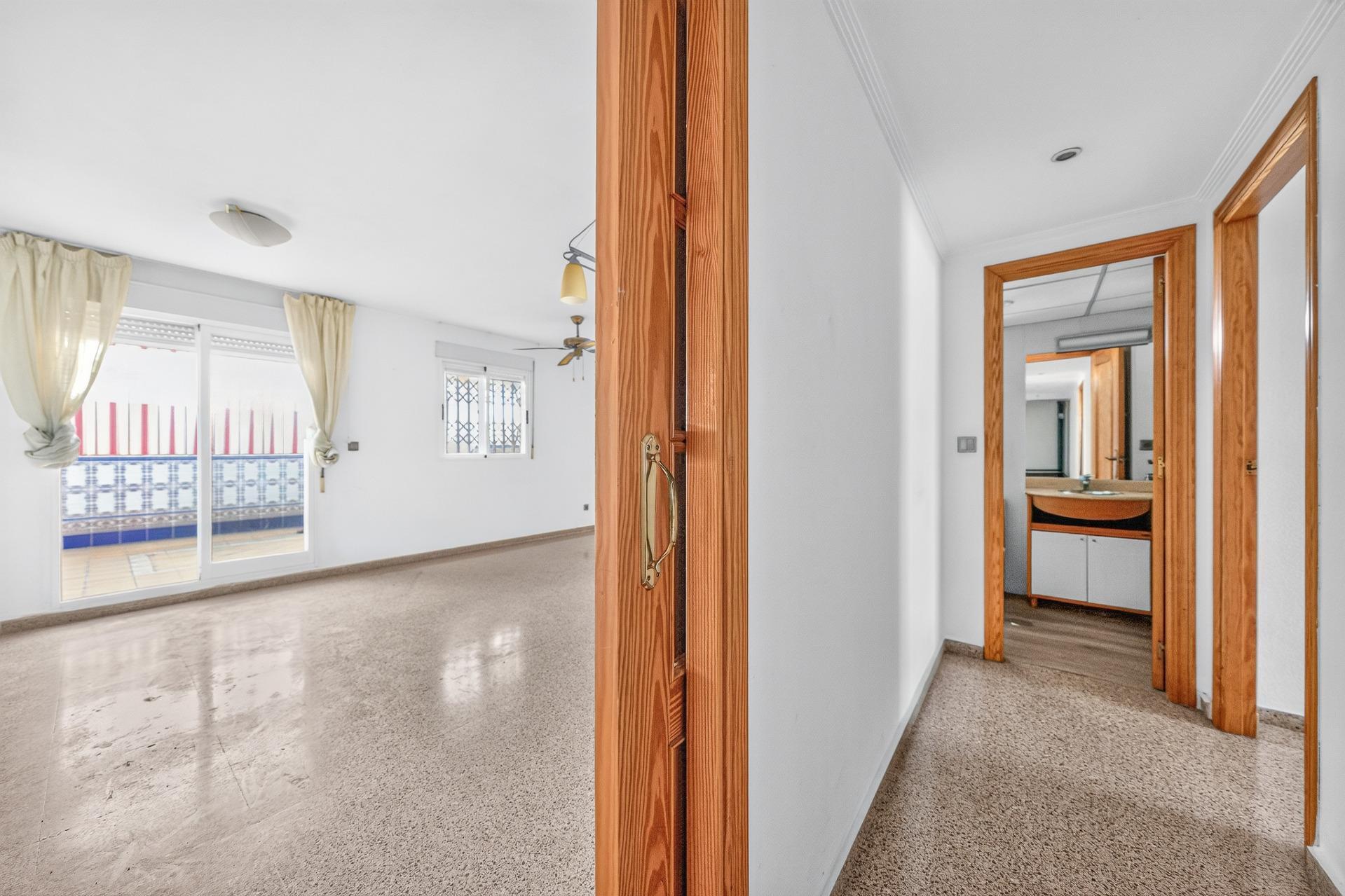 Pisos-Venta-Alicante-2422983-Foto-16