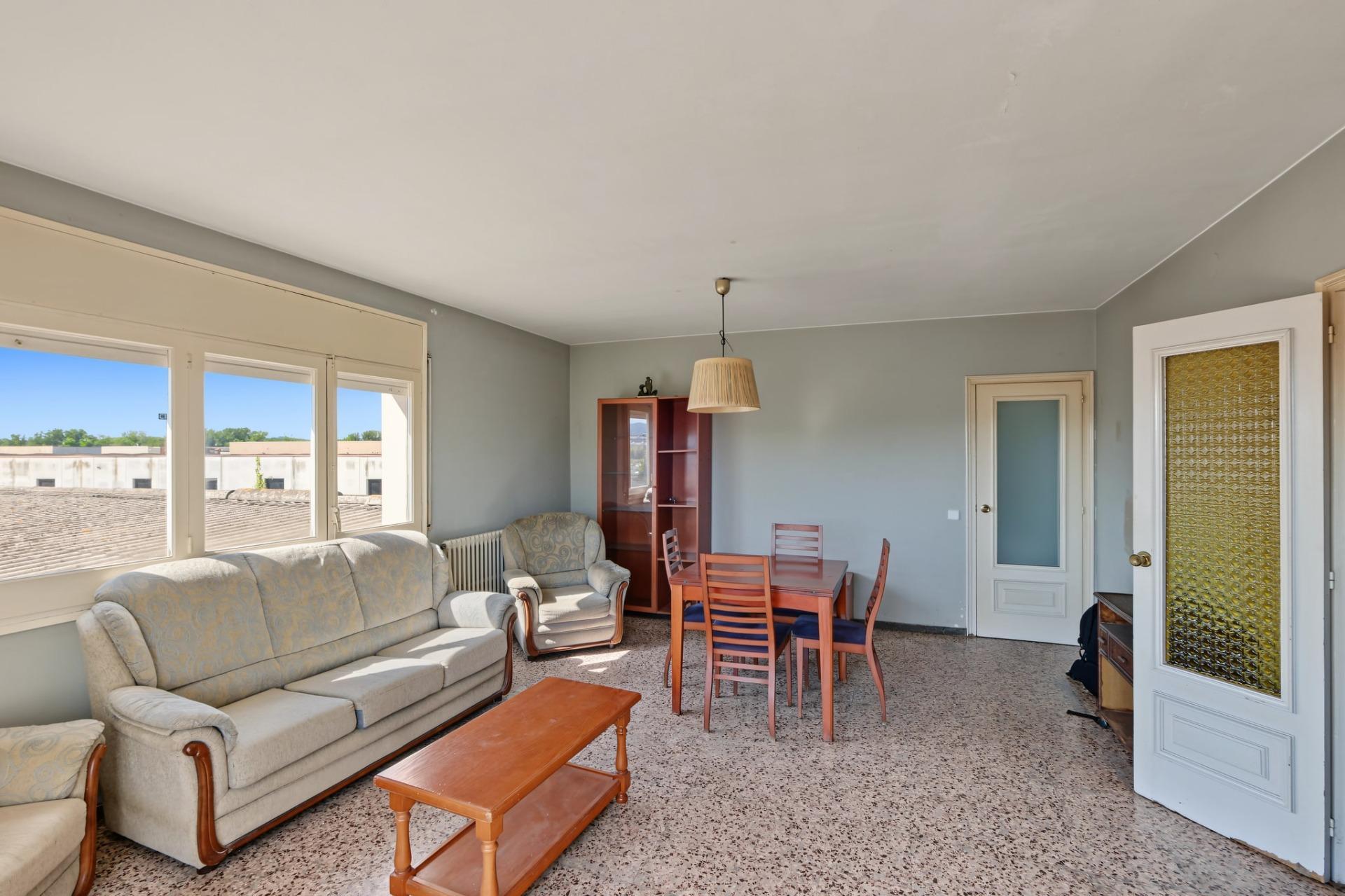 Naves-Venta-Girona-2423417-Foto-3