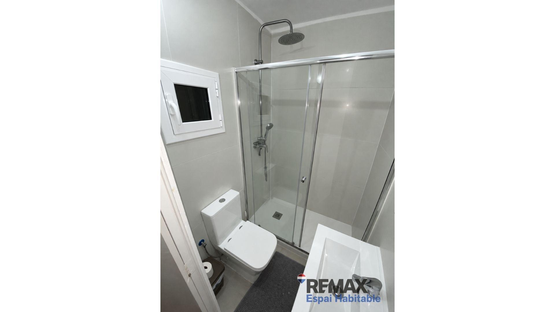Pisos-Venta-LÂ´Hospitalet de Llobregat-2423810-Foto-9