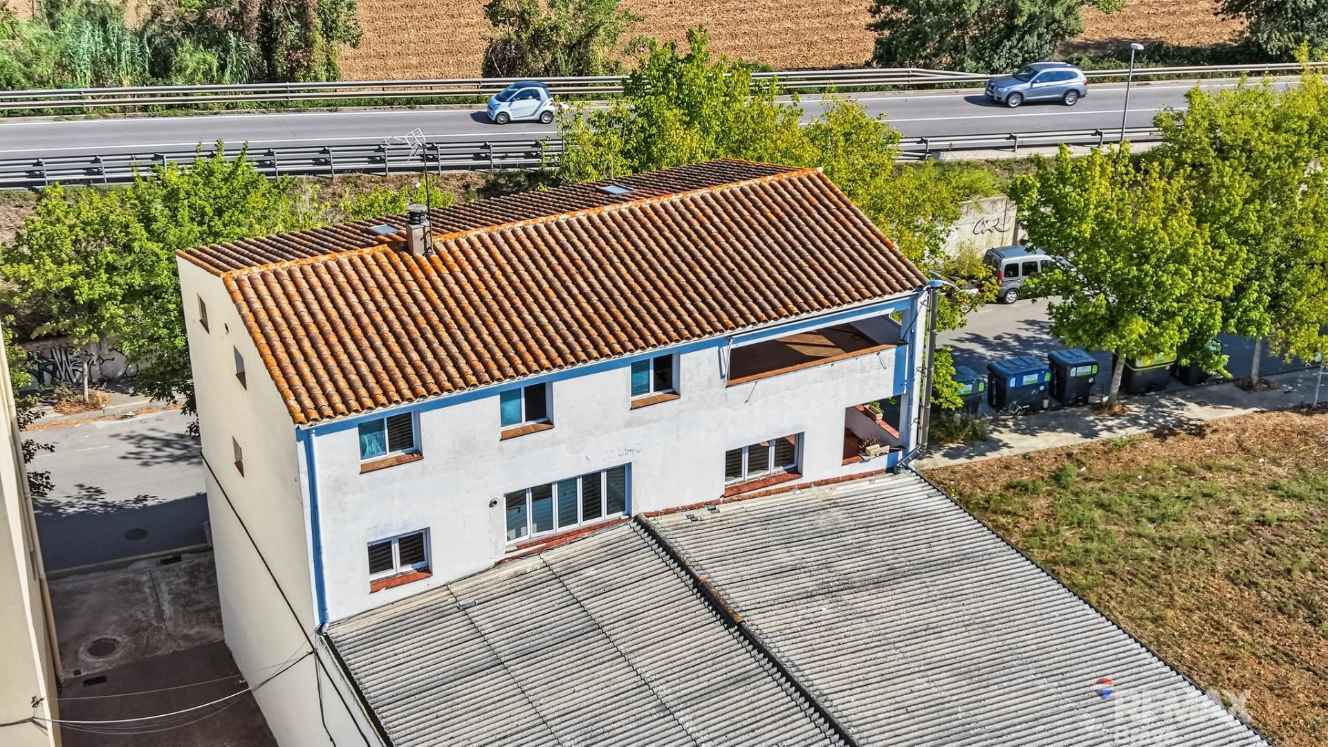 Naves-Venta-2423417