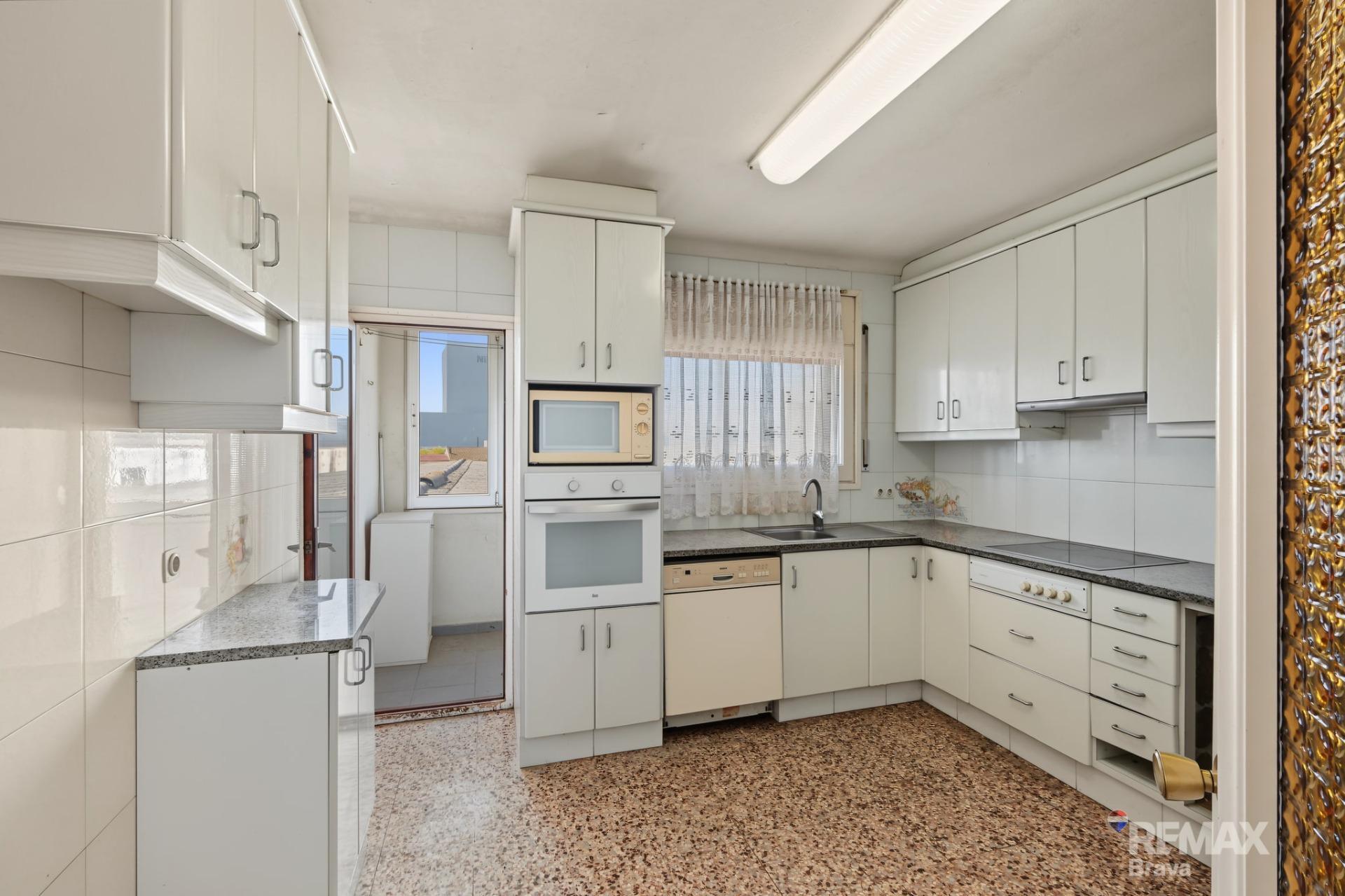 Naves-Venta-Girona-2423417-Foto-18