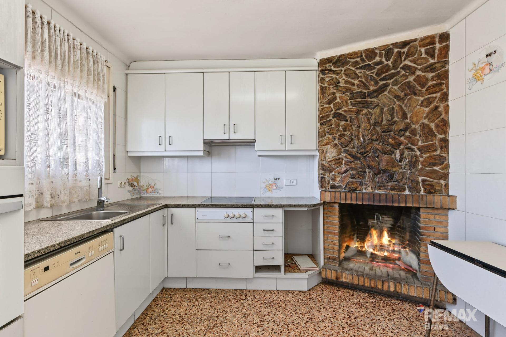 Naves-Venta-Girona-2423417-Foto-17
