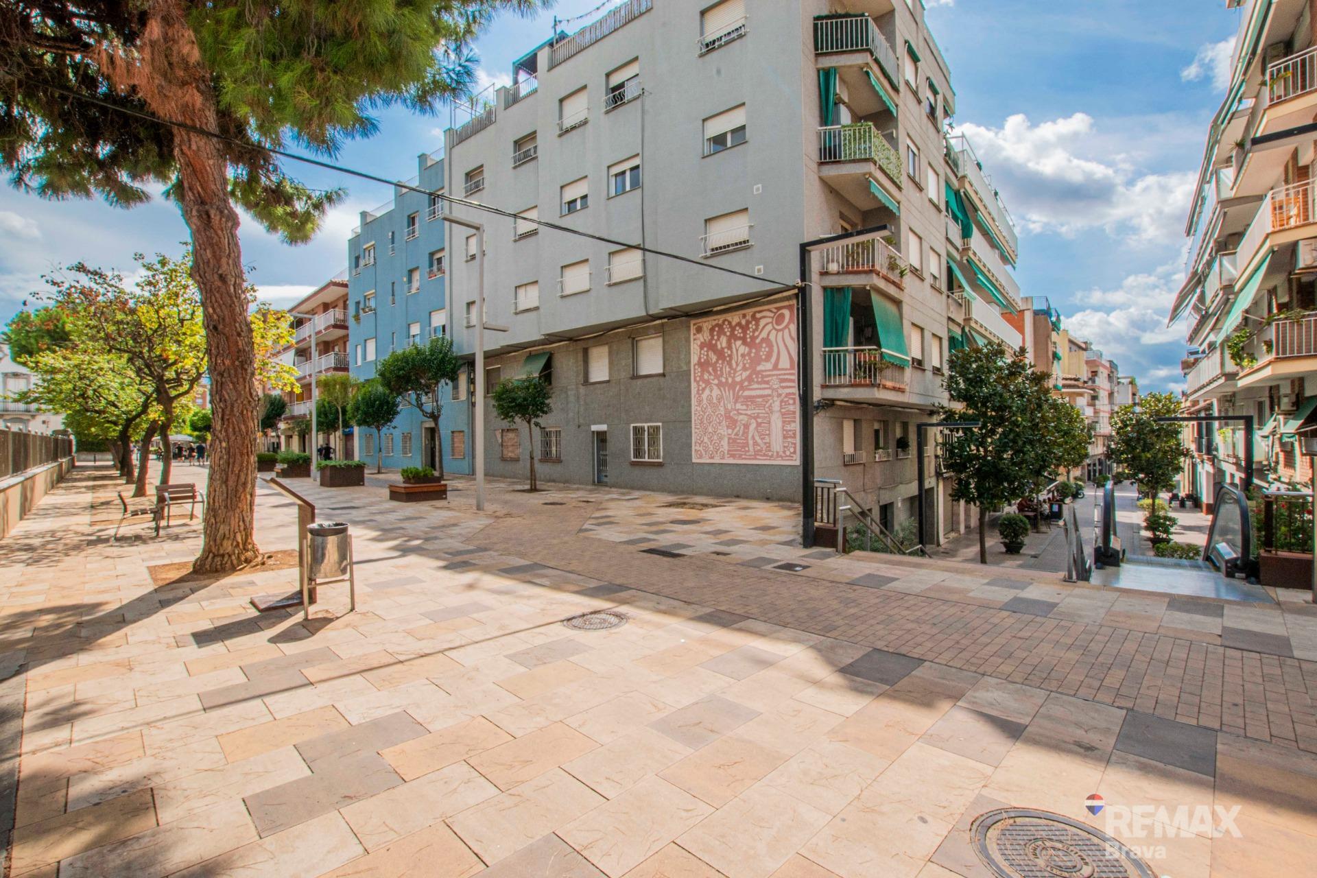 Garajes-Venta-Sant Joan DespÃ­-2425416-Foto-22