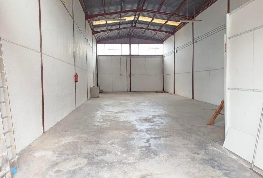 Naves-Alquiler-2425434