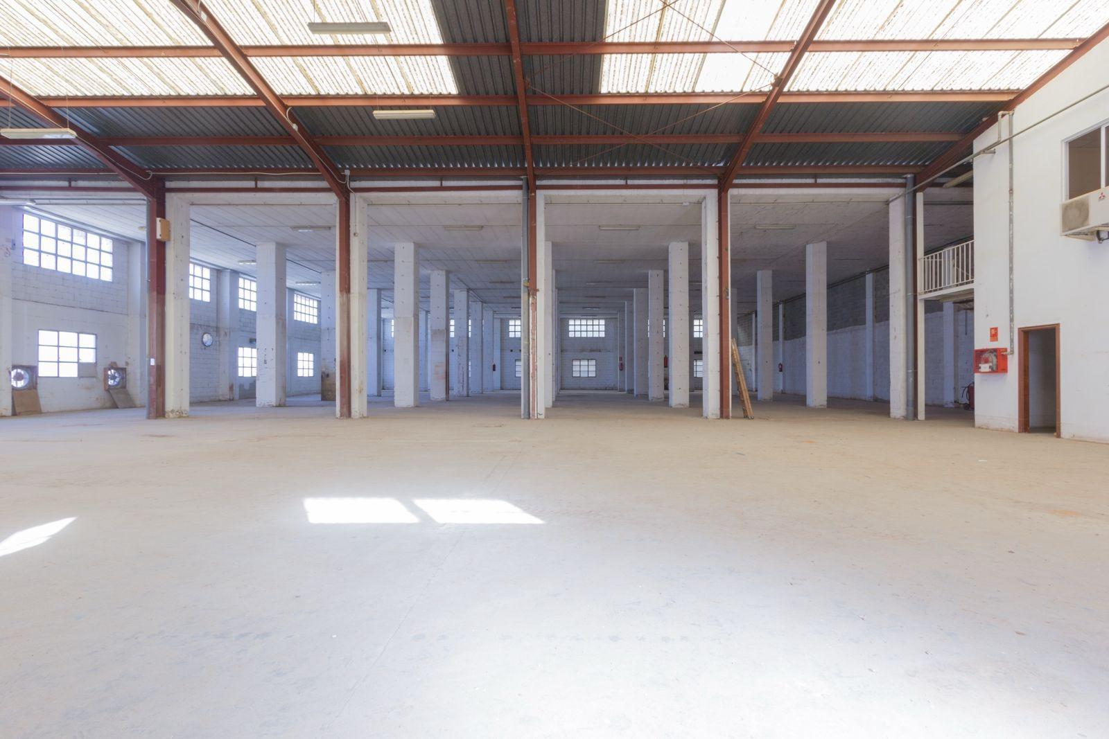 Naves-Alquiler-Paterna-2425849-Foto-3