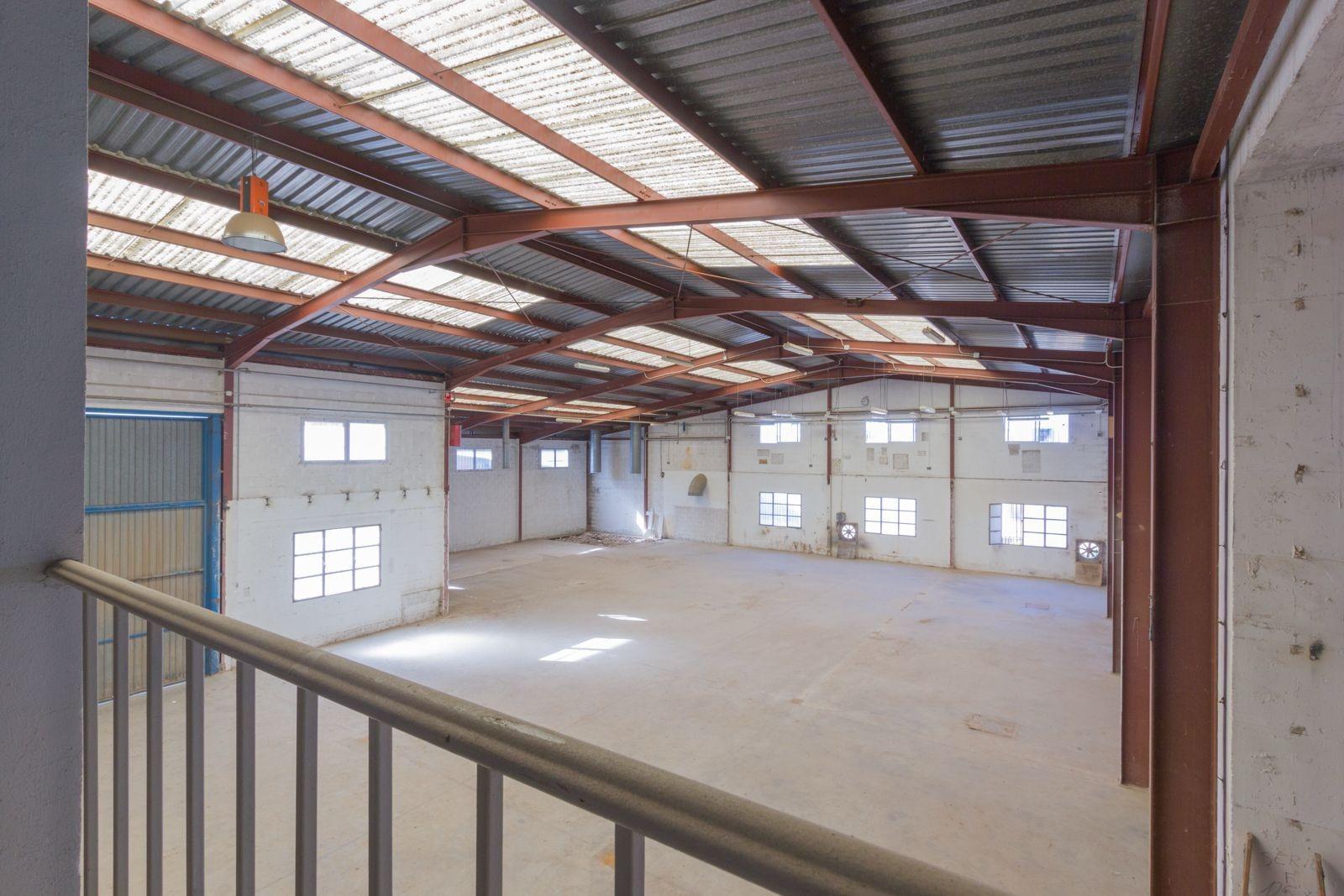 Naves-Alquiler-Paterna-2425849-Foto-2