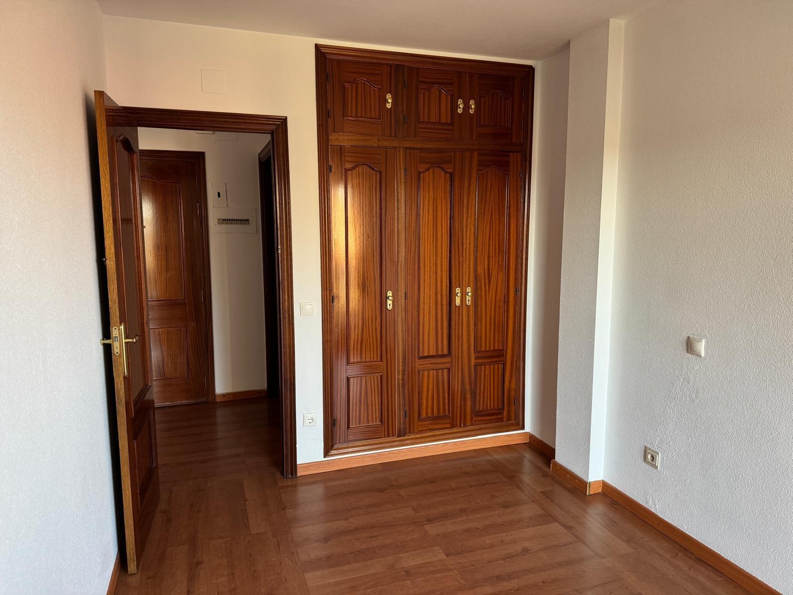 Pisos-Venta-Cigales-2425870-Foto-2