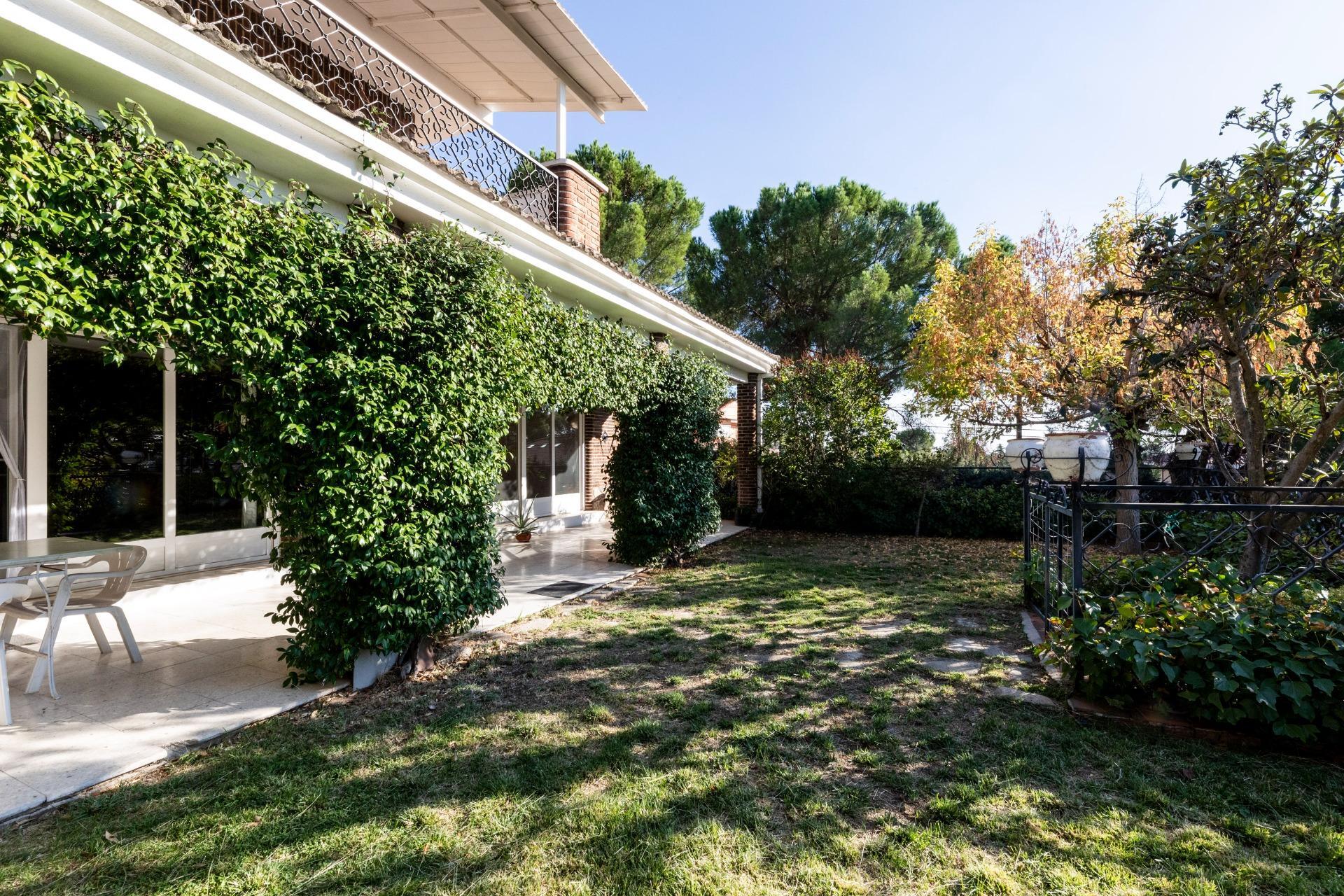 Casas o chalets-Venta-Villaviciosa de OdÃ³n-2441656-Foto-7