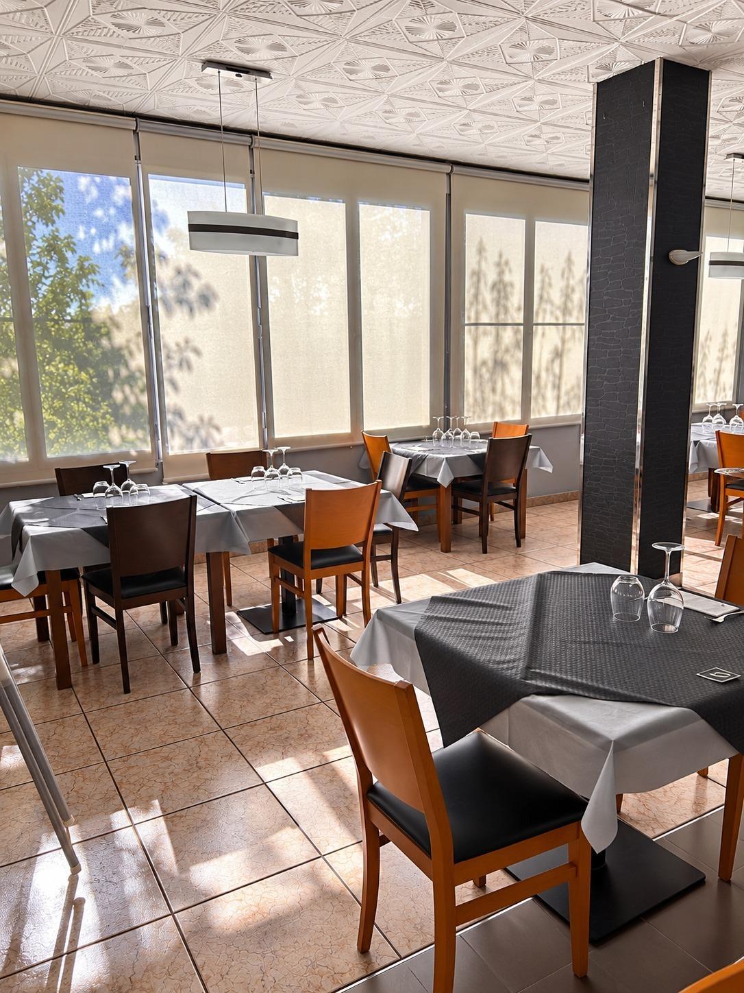 Edificios-Venta-Maella-2441263-Foto-3