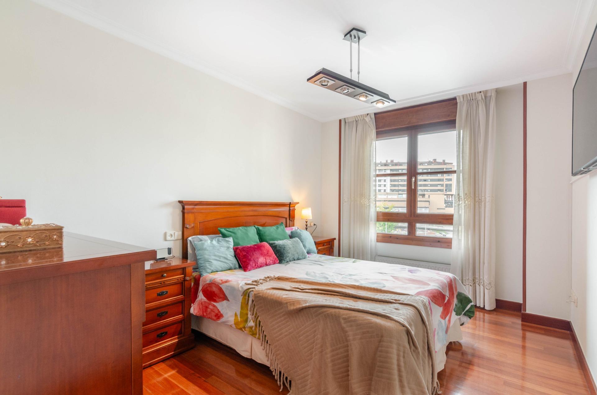 Pisos-Venta-Oviedo-2441638-Foto-7