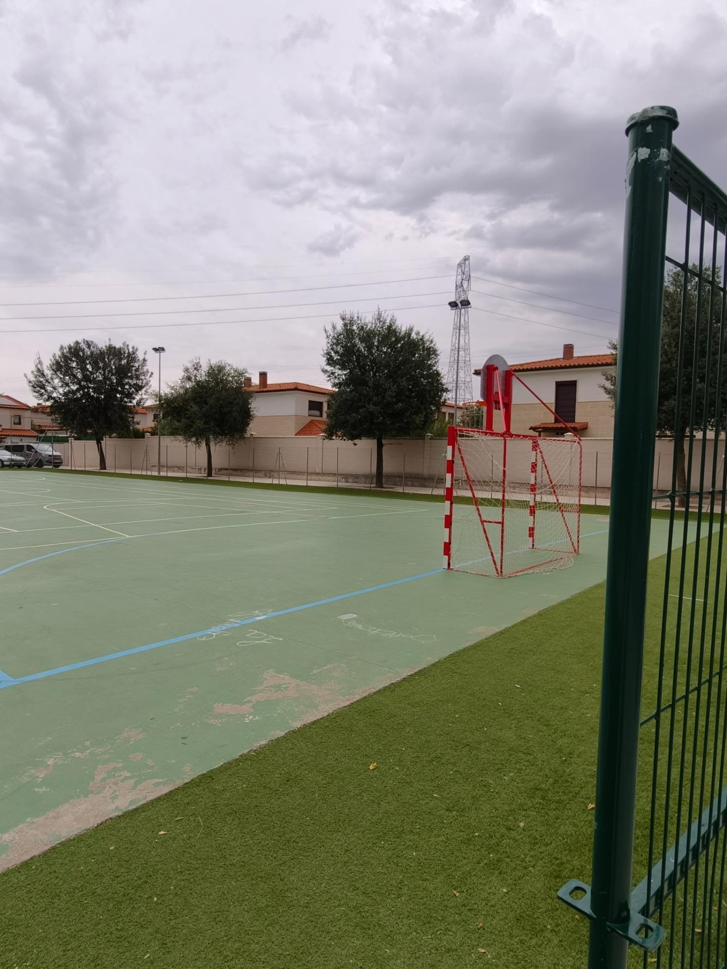 Pisos-Venta-VillalobÃ³n-2441209-Foto-21