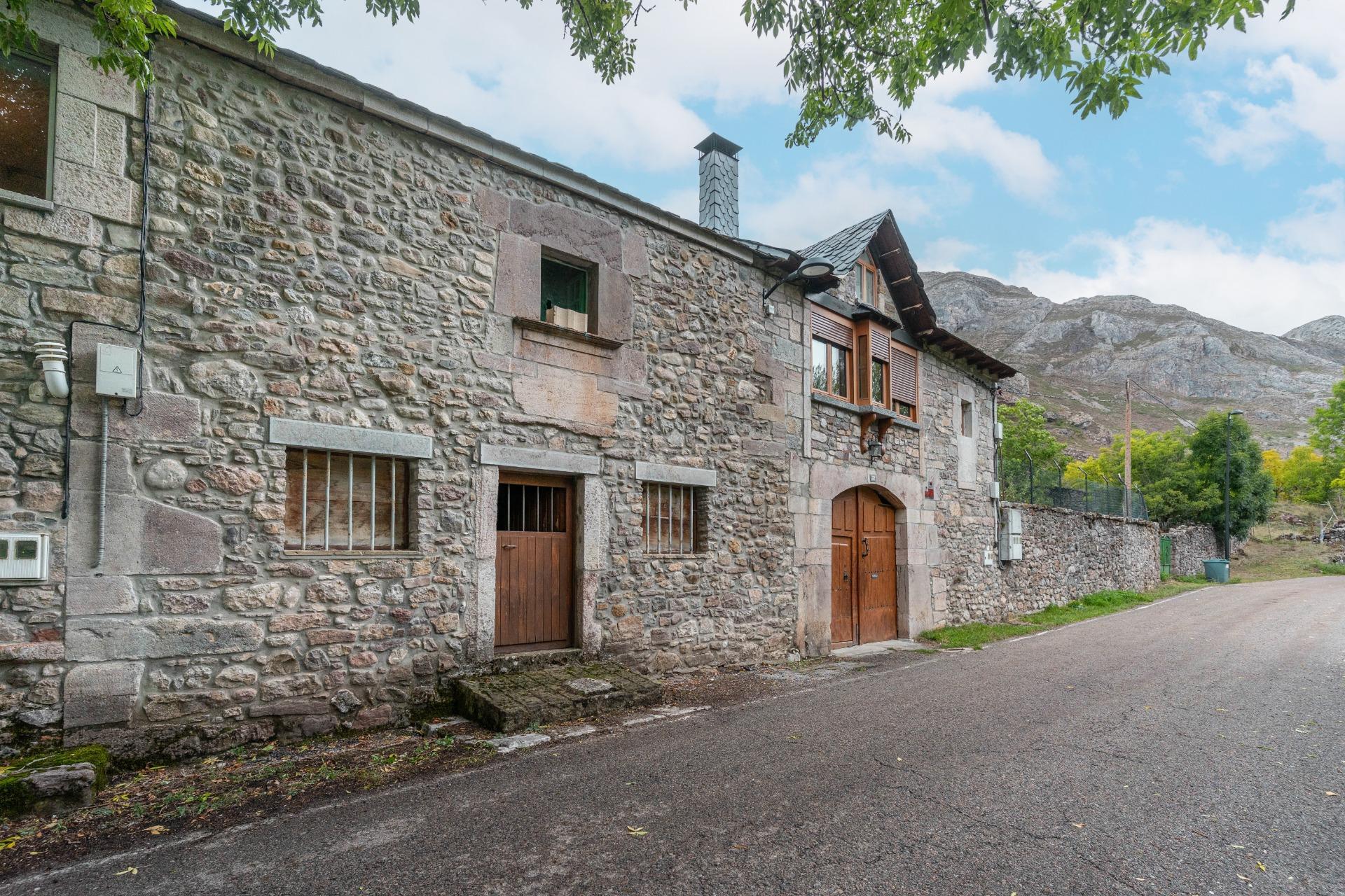 Casas o chalets-Venta-Cabrillanes-2443448