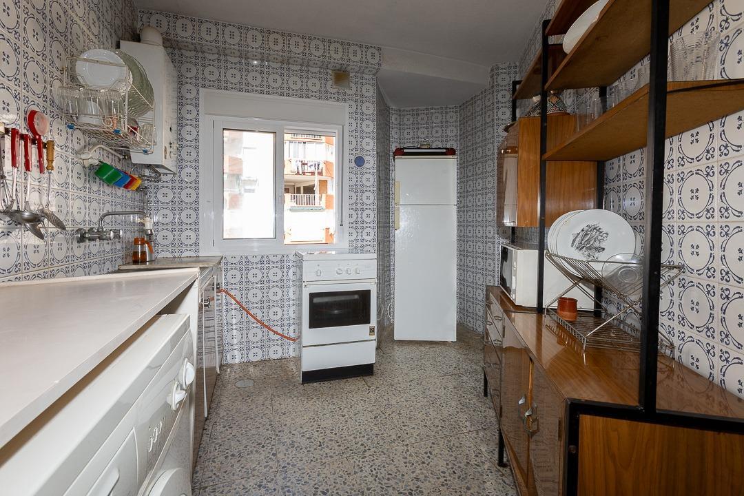 Piso en venta en calle Gamba, 1, Torre del mar 25/46