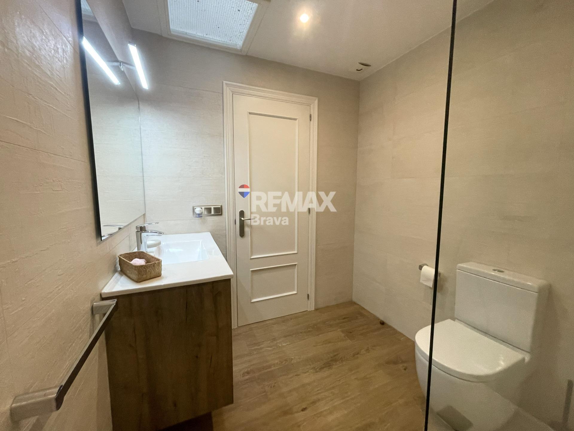 Casa en venta  calle CARRILET, Sarria de Ter  10/57