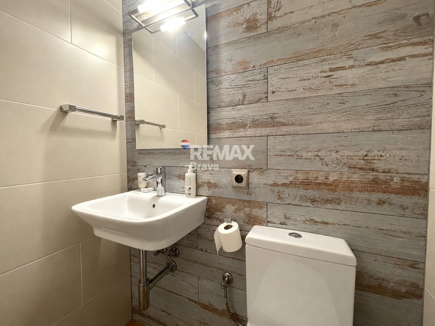 Casa en venta  calle CARRILET, Sarria de Ter  36/57