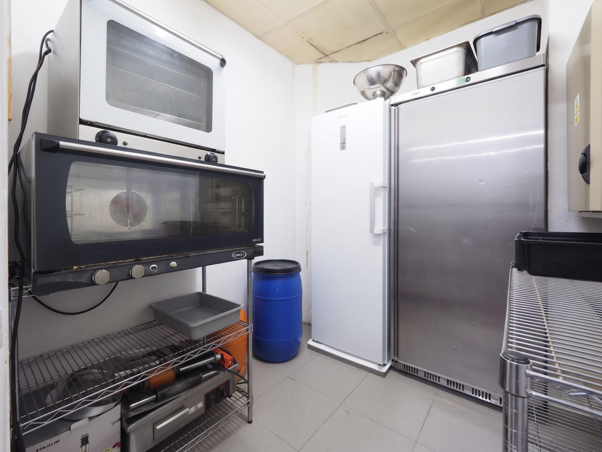 Negocios-Alquiler-Girona-2444407-Foto-23