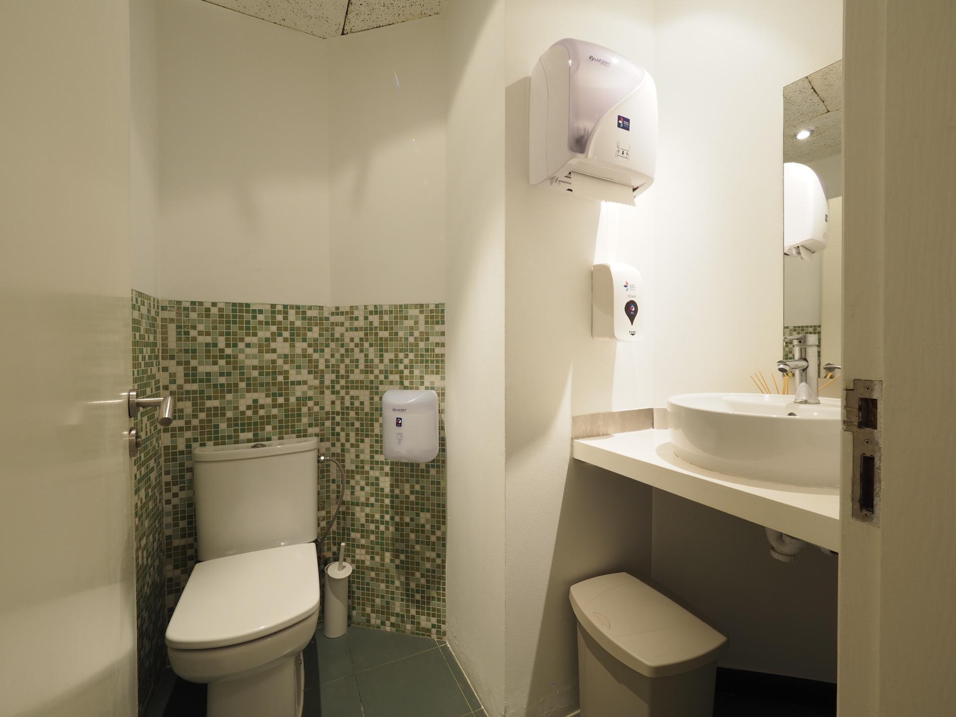 Negocios-Alquiler-Girona-2444407-Foto-29