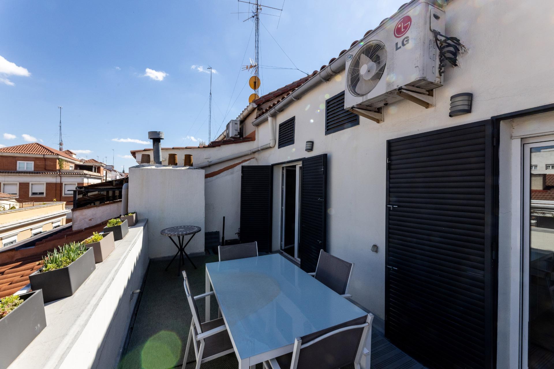 Piso en alquiler  calle PEZ, Madrid  14/26
