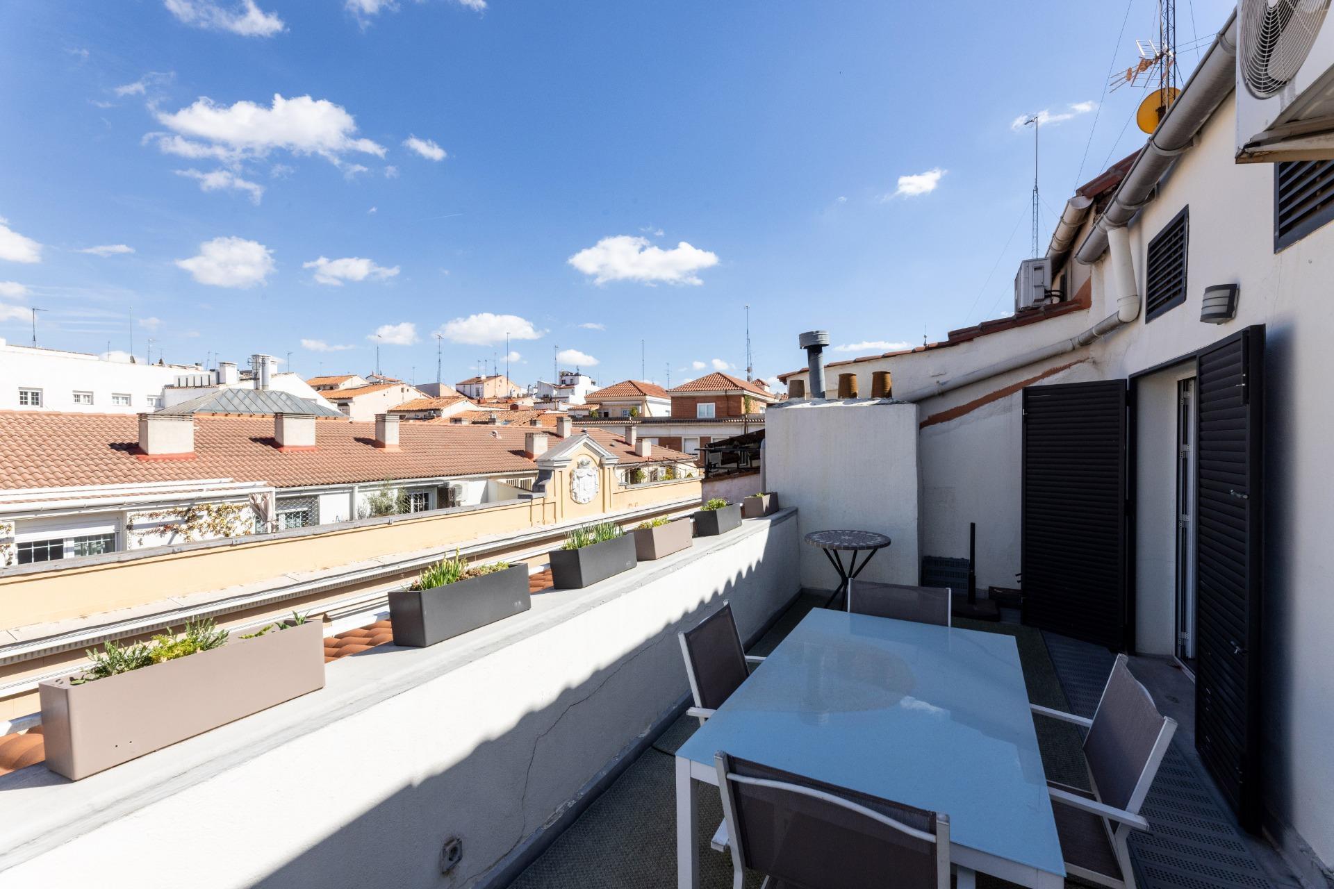 Piso en alquiler  calle PEZ, Madrid  19/26