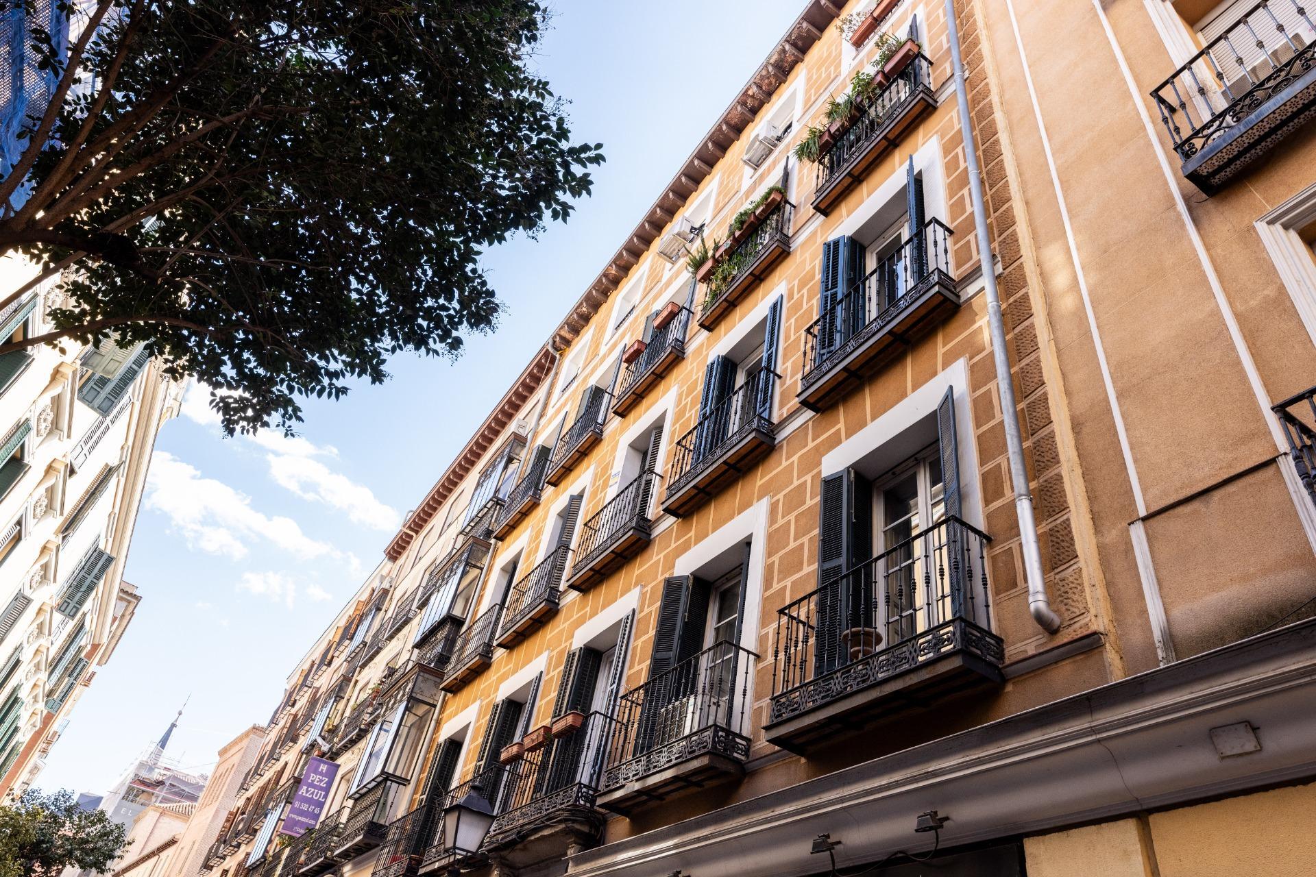 Piso en alquiler  calle PEZ, Madrid  24/26