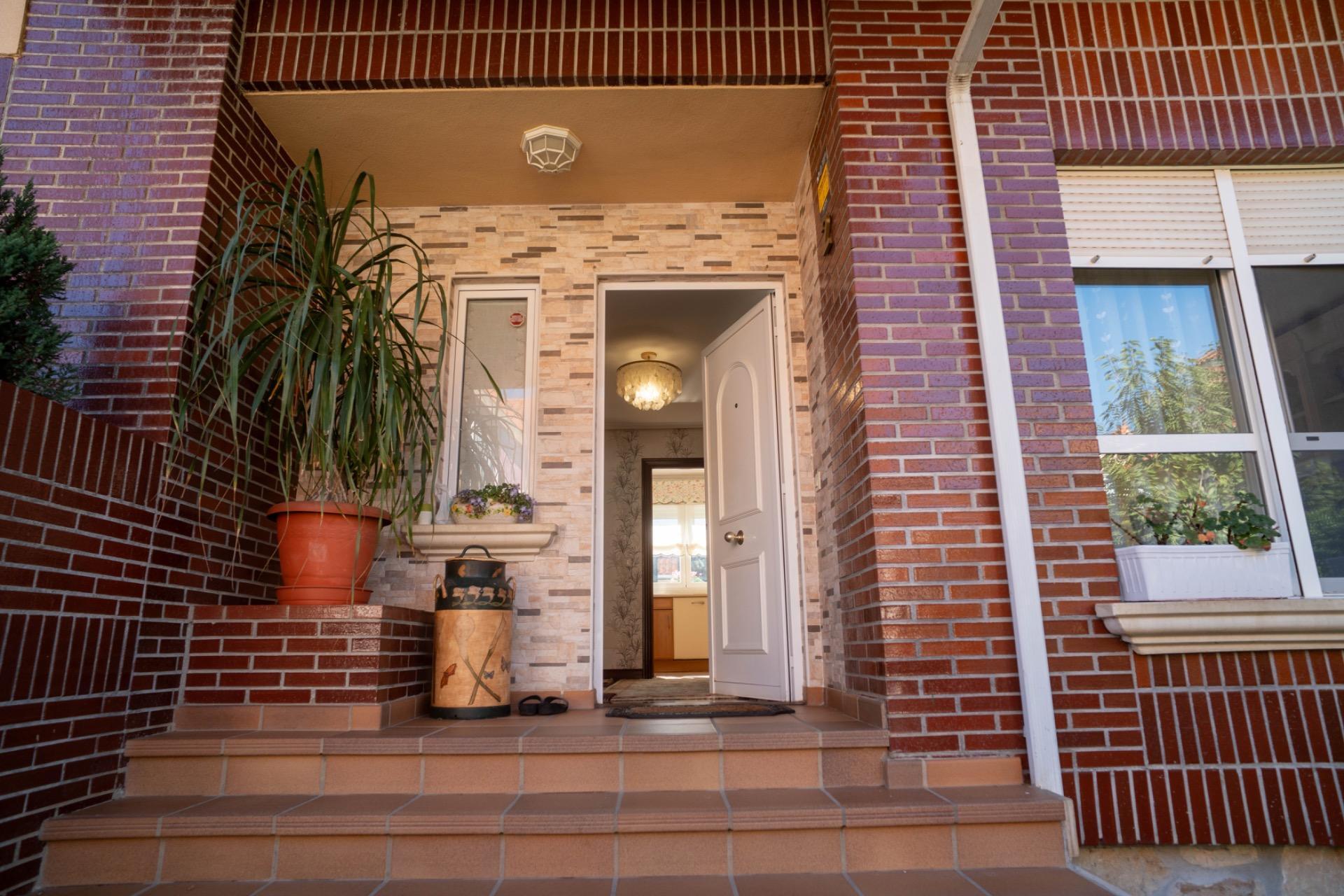 Casas o chalets-Venta-Camargo-2444728-Foto-2