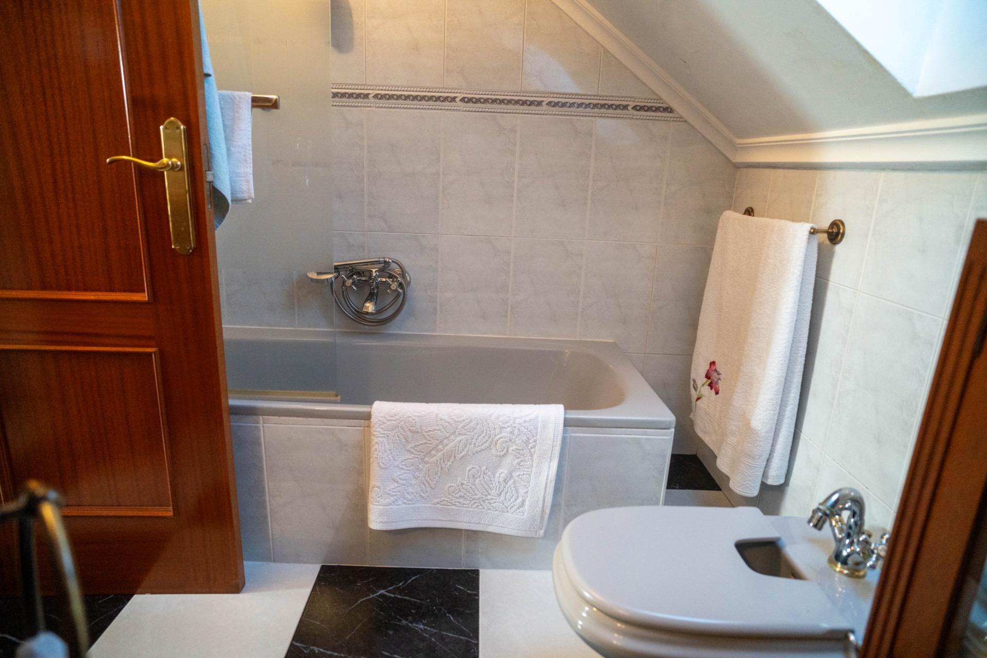 Casas o chalets-Venta-Camargo-2444728-Foto-48